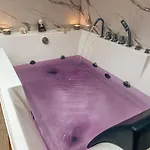 La Val Bed and breakfast 3*