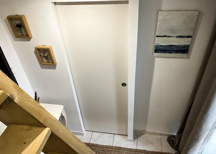 La Val Bed & Breakfast 3*